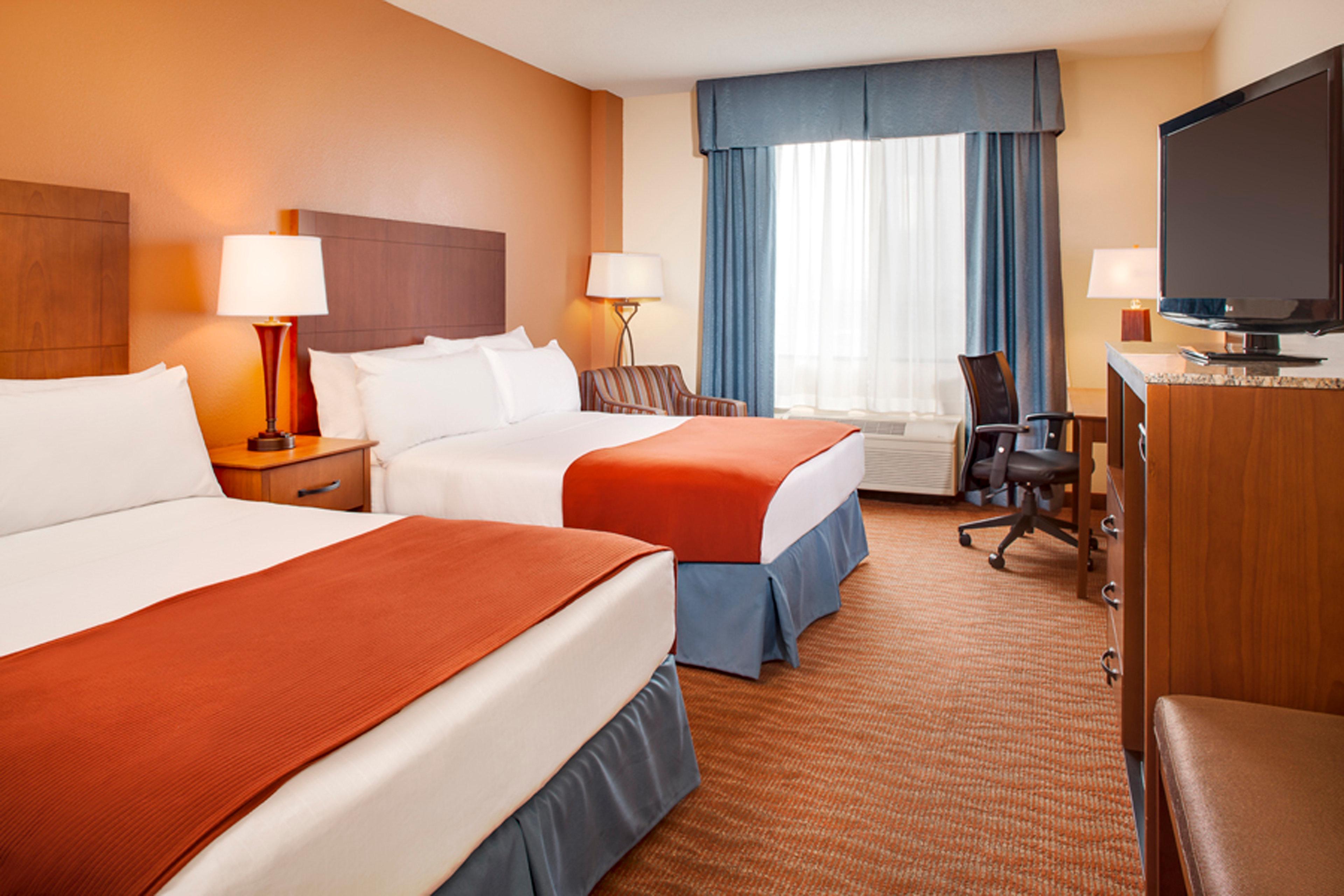 Holiday Inn Express Hotel & Suites Coralville, An Ihg Hotel Ngoại thất bức ảnh