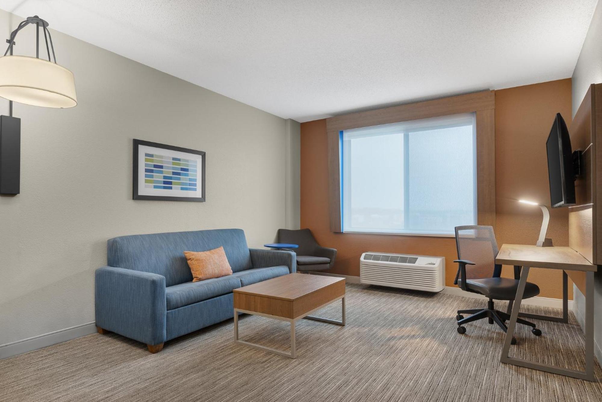 Holiday Inn Express Hotel & Suites Coralville By Ihg Ngoại thất bức ảnh