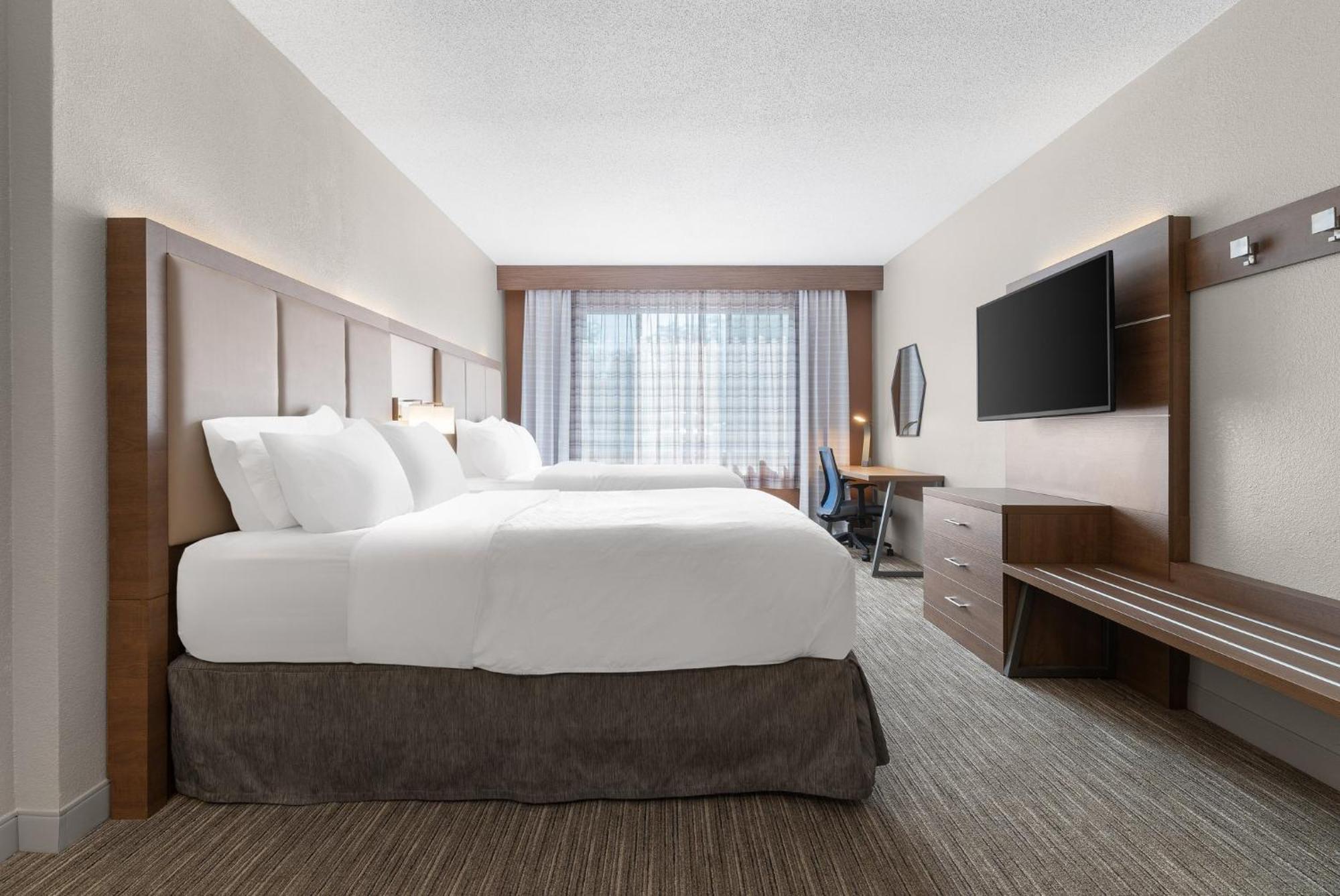 Holiday Inn Express Hotel & Suites Coralville By Ihg Ngoại thất bức ảnh