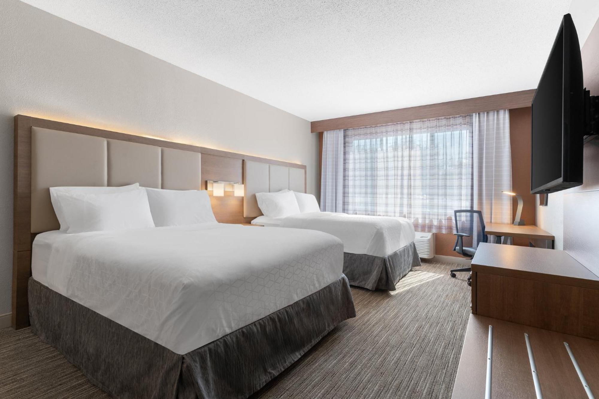 Holiday Inn Express Hotel & Suites Coralville By Ihg Ngoại thất bức ảnh